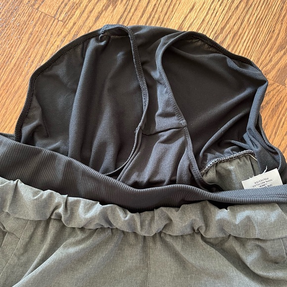 REI Women's Hiking Gray Active Quick Dry Shorts Pockets Liner Running Outdoor - Picture 7 of 10